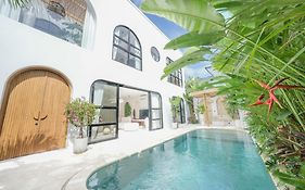 Villa Julia Blanca